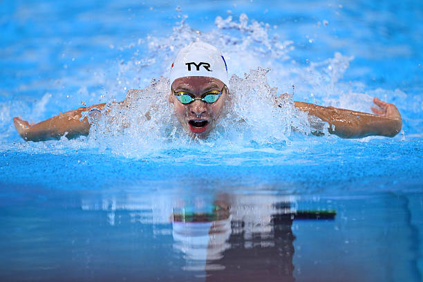 游泳教练证考试费用大揭秘！不同级别价格对比