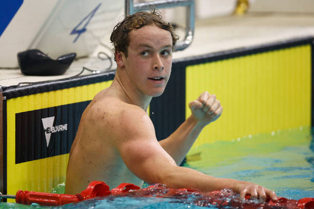 仰泳过度可能导致的肌肉不平衡问题