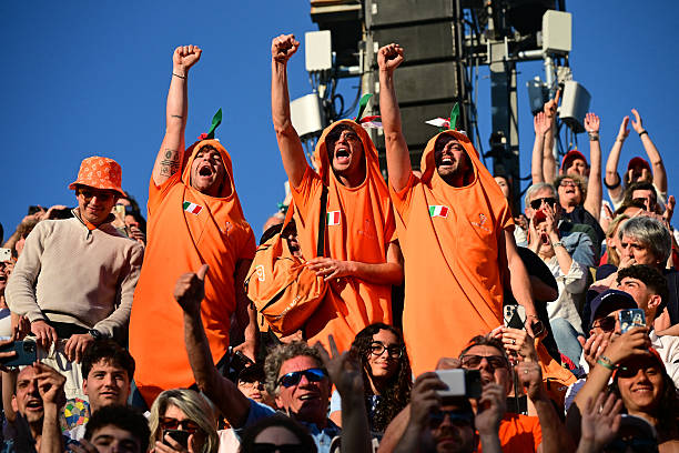 如何确定网球比赛中的发球权与接发球权?