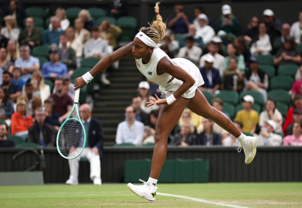 网球比赛装备要求与场地条件标准