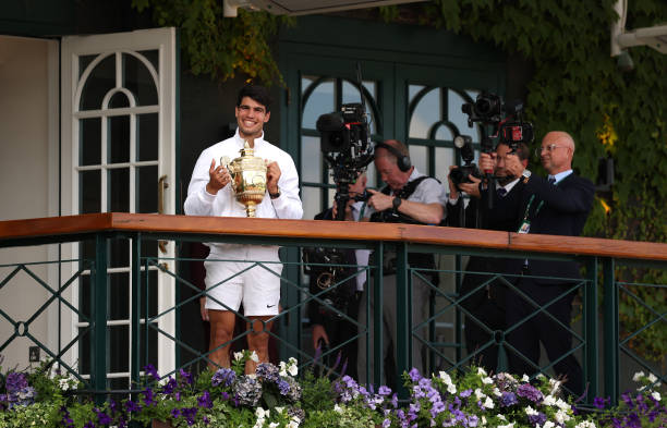 硬地球场的伤病风险：美网赛场上的健康挑战