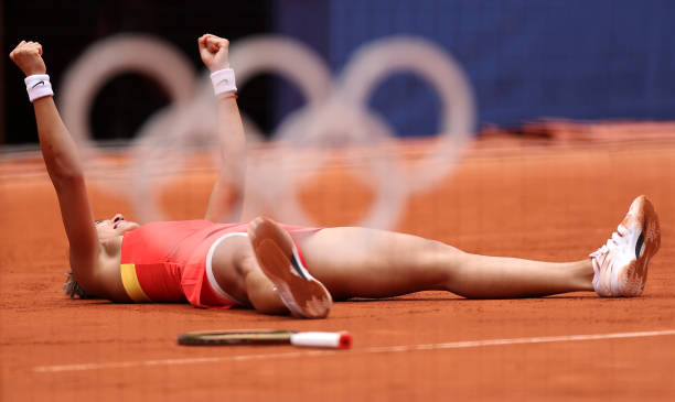 防守反击战术:如何在被动中寻找机会?