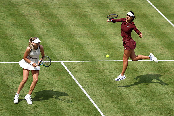 德约科维奇来自哪个国家？