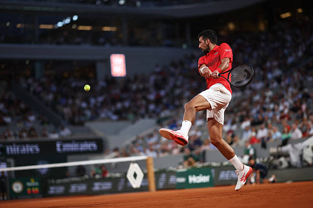 萨巴伦卡的退役计划:年龄与伤病如何影响她的决定?