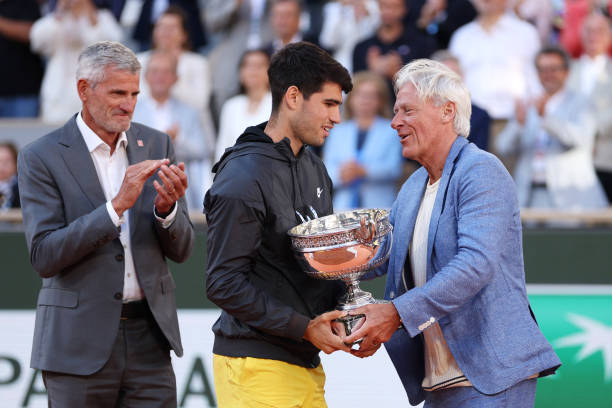 巴黎大师赛半决赛直播：谁将闯入决赛争夺冠军？