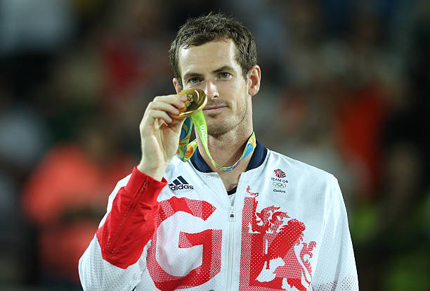 网球爱好者必看：郑钦文与肯宁的强强对话正在直播