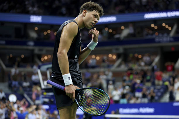 三盘两胜制:网球比赛中的常见赛制与策略