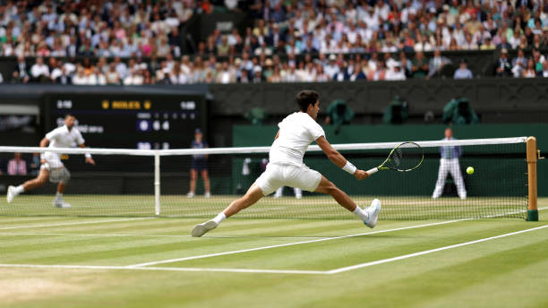 网球反手挥拍训练方法:从基础到实战的练习指南