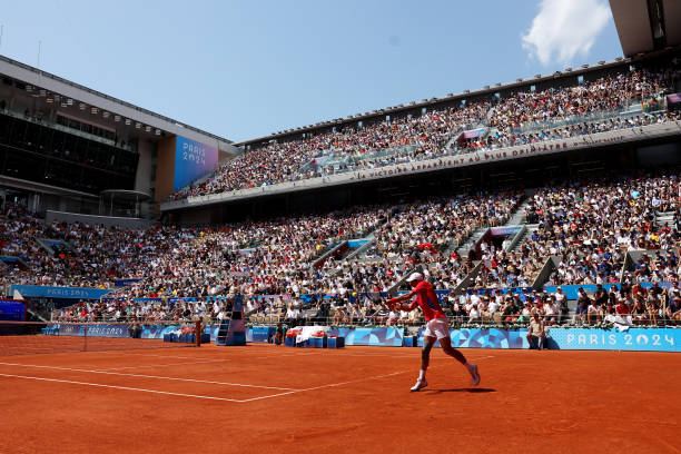 热血网球夜!女子双打焦点战直播,悬念迭起,等你来看!