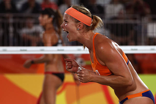 龚翔宇生活照分享：自然随性的魅力时刻