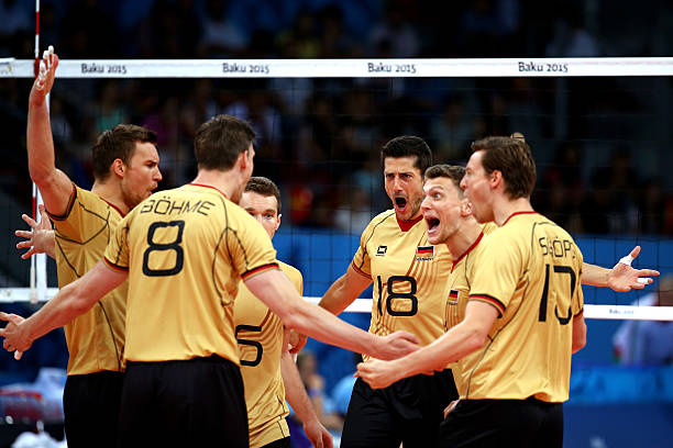 排球6人站位图：如何根据对手调整阵型