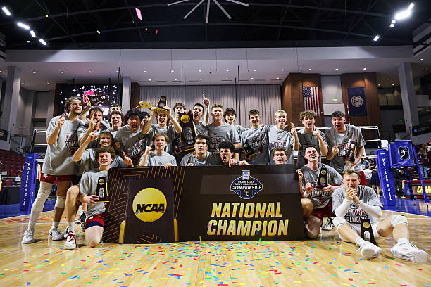 (专注于最常用的上手发球技术,深入讲解细节)