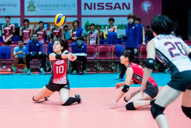 预判与移动：如何运用正确步伐抢占最佳垫球位置