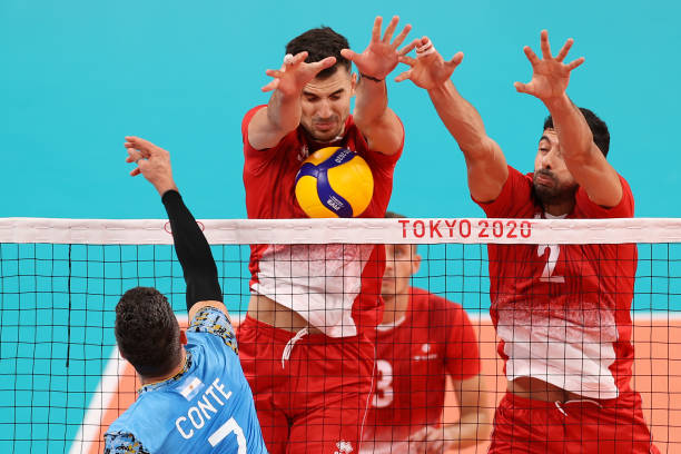 排球免费直播软件策略:如何在复杂环境中保持团队凝聚力