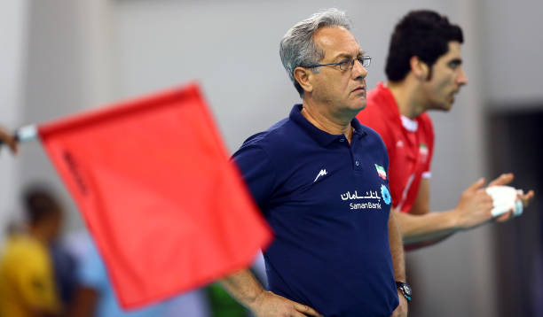 实时互动!社区排球友谊赛网络直播,一起为选手加油