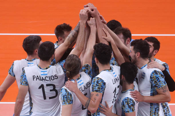 排球课程教案总结:学生表现与教学调整建议