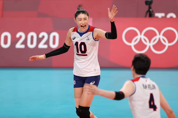 青少年排球比赛标准网高是多少米?