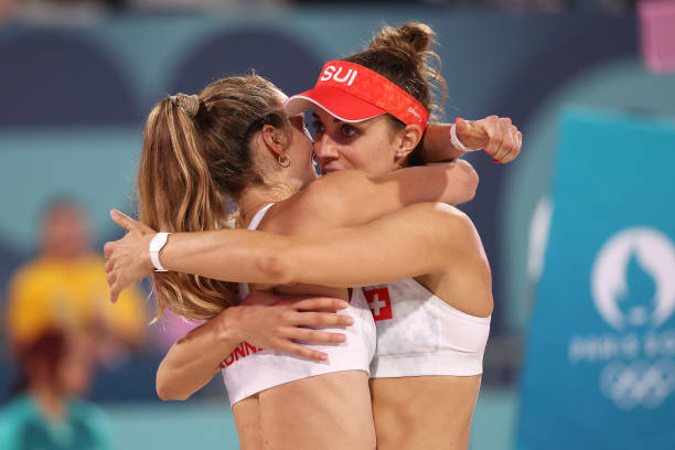 如何正确测量室内排球场地高度?实用指南分享