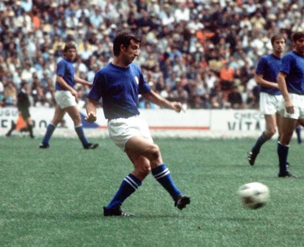 回顾巴蒂斯图塔在世界杯上的精彩表现:从1994到2002