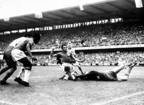 卡塔尔世界杯为何在冬季举行?特殊时间安排解析