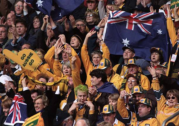 带领中国队首次闯入世界杯的教练身份揭秘