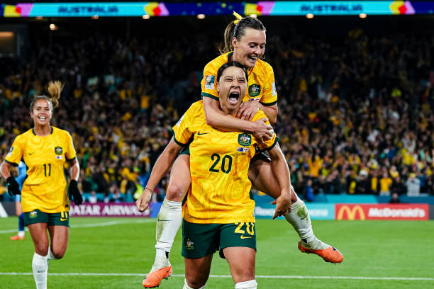 世界杯冠军主帅的传奇故事:从球员到教练的蜕变之路