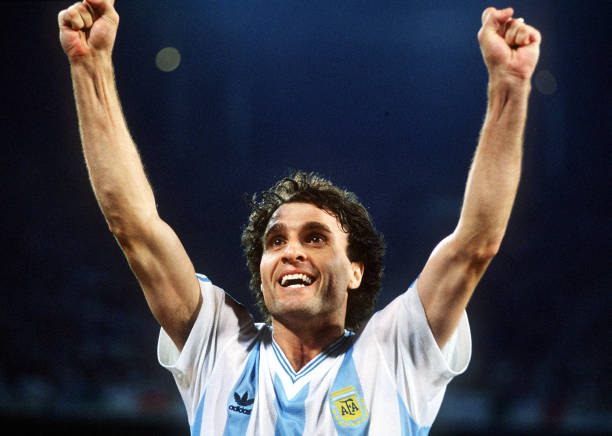 第一届世界杯主办国的足球传统与影响