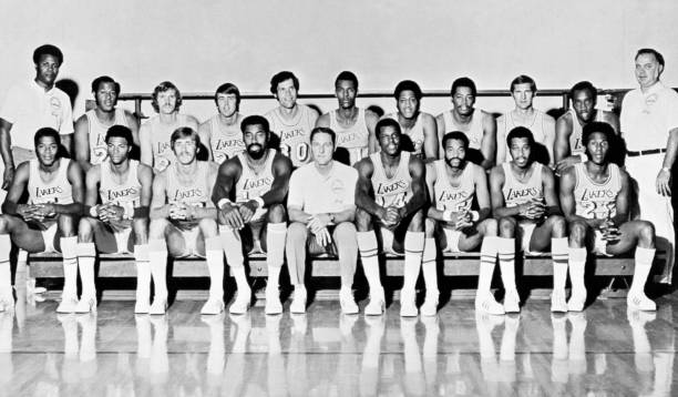NBA6直播：东西部强强对话，谁能胜出？